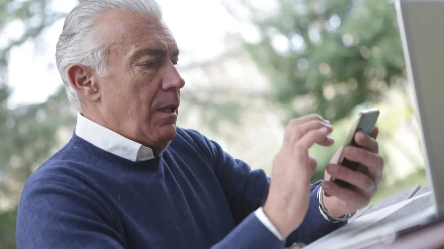 Flip Phones for Seniors with Large Numbers