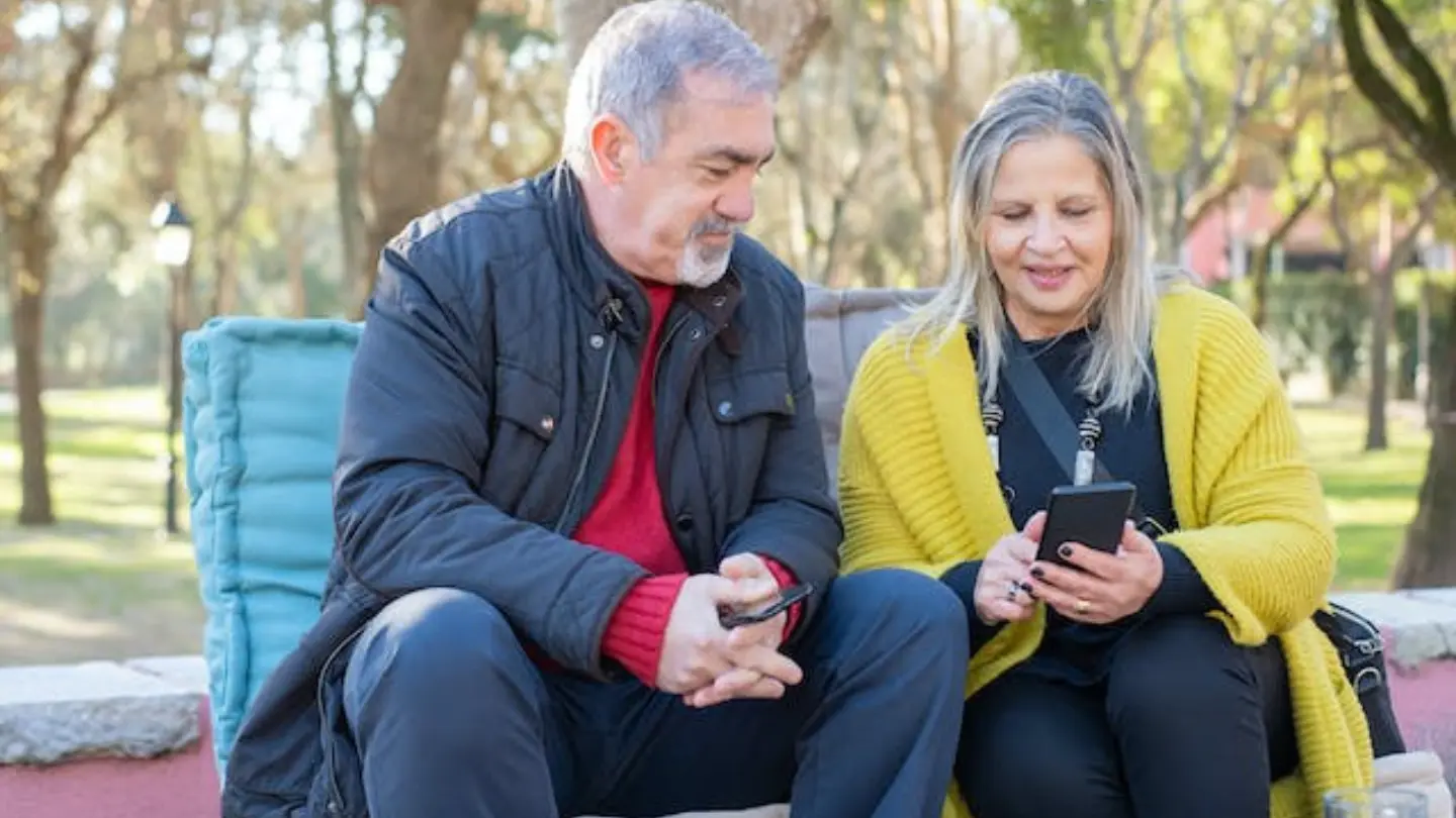 Cheap Flip Phones for Seniors in 2024: Senior-Friendly Savings